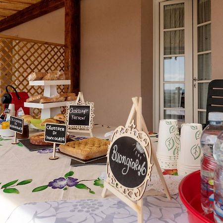 La Casa Delle Rondini Appartement Forcoli Buitenkant foto