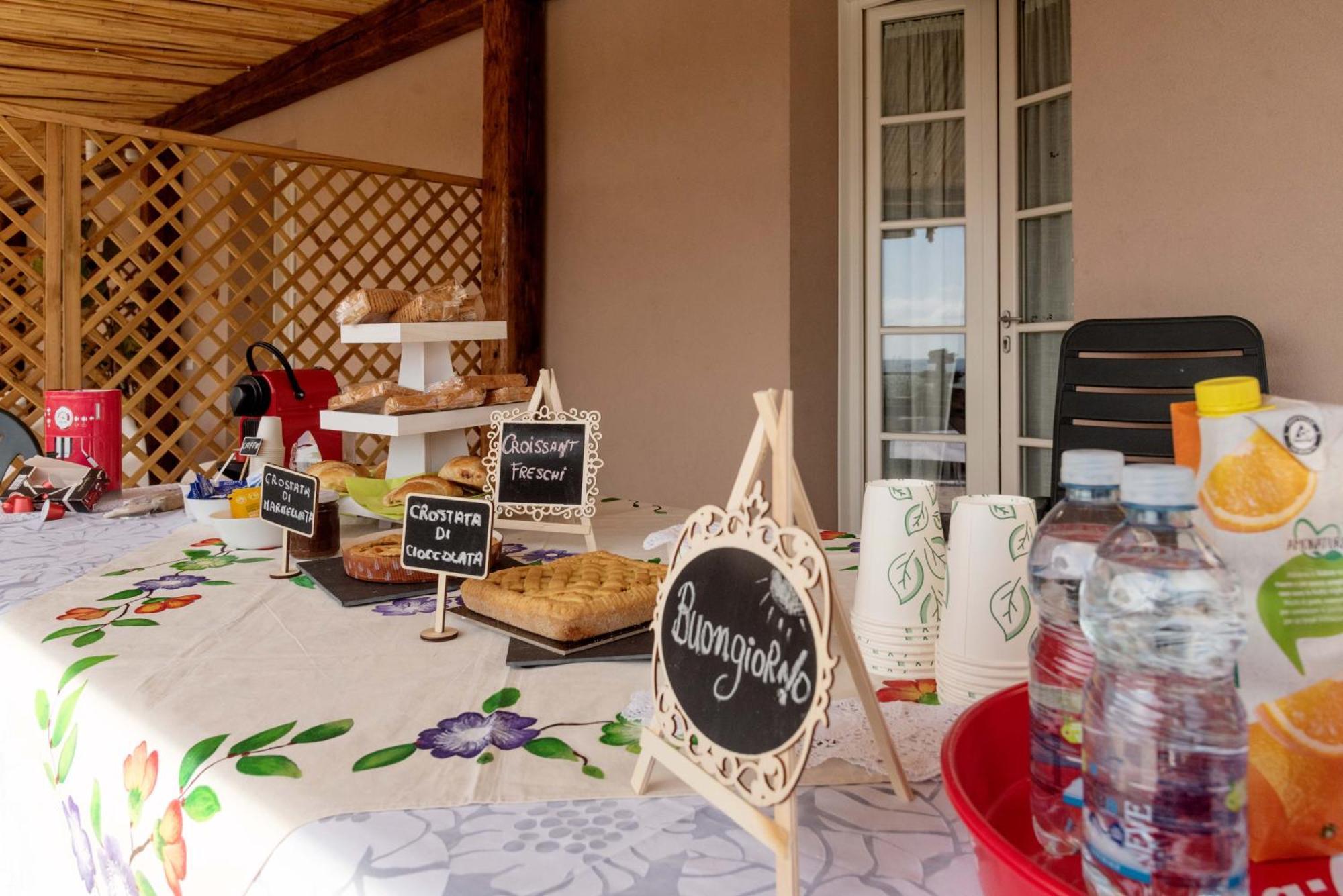 La Casa Delle Rondini Appartement Forcoli Buitenkant foto